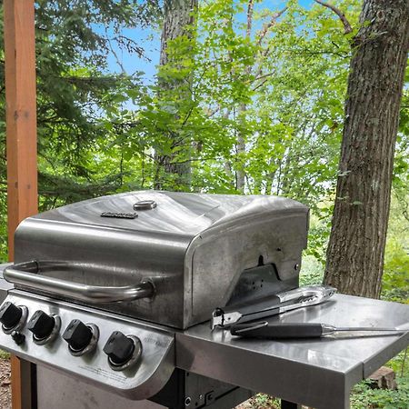Modern Mountain Cottage W Hot Tub, Fire Pit, Wifi Inwood Екстер'єр фото